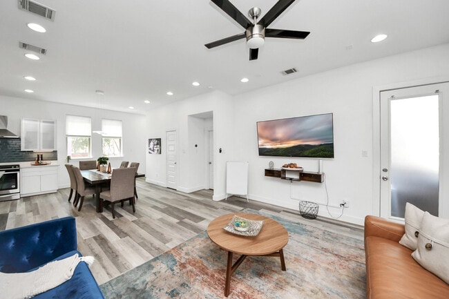 Foto del edificio - 3014 McKinney St