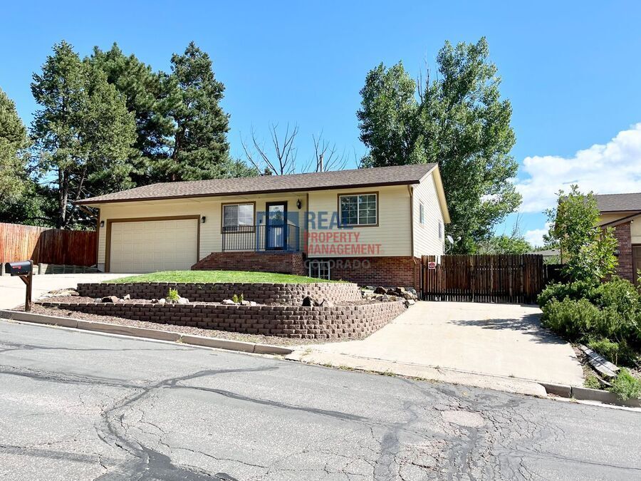 Primary Photo - 3809 N Hancock Ave
