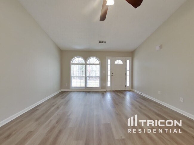 Foto del edificio - 5108 Cumberland Ct