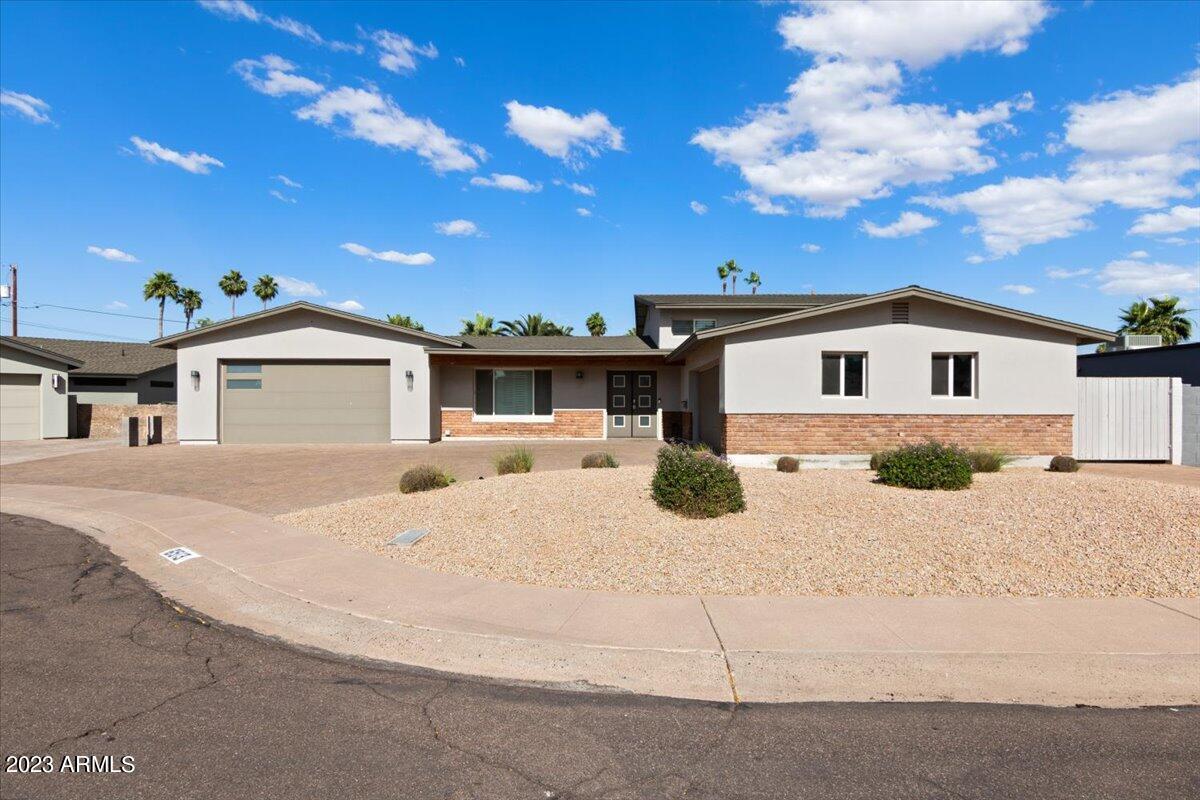 Primary Photo - 6513 N 86th Pl