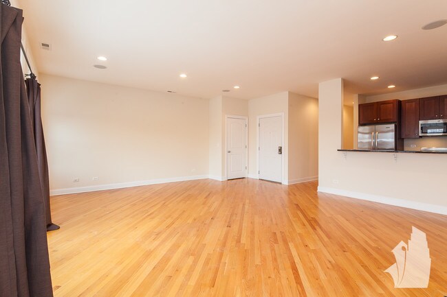 Foto del edificio - 3829 N Southport Ave