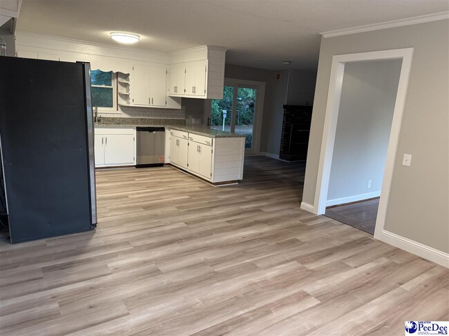 Foto del edificio - 2917 Glencove Dr