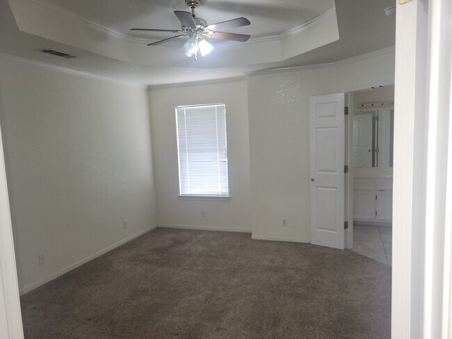 Building Photo - 4805 Joseph Dr