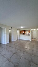 Building Photo - 1524 Lake Crystal Dr