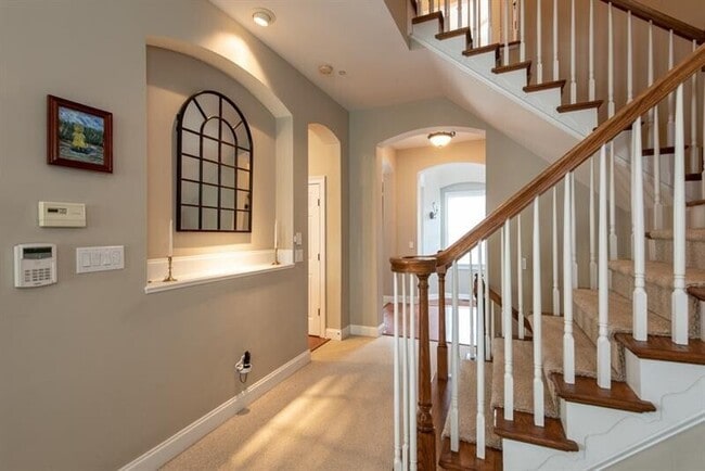 Building Photo - 1438 Montclair Ct SE