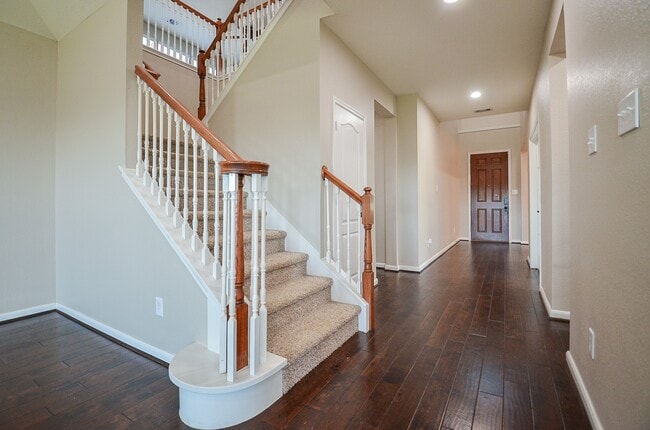 Building Photo - 11003 Jacob Crossing Dr