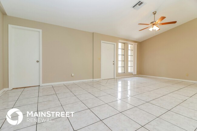 Building Photo - 14056 Marquette Blvd