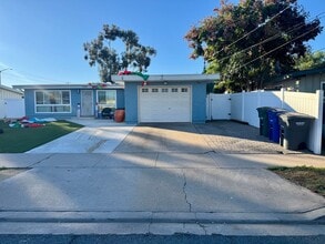 Building Photo - 1183 Naranca Ave