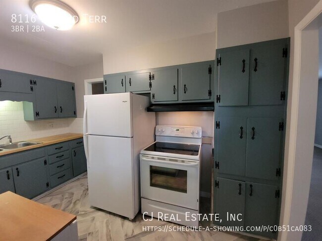 Foto del edificio - 8116 W 92nd Terrace