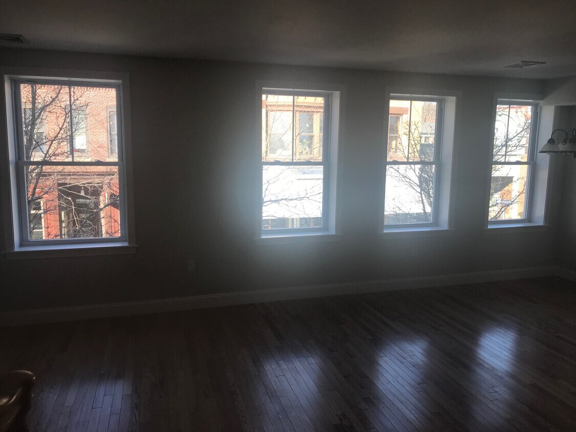 48 Main St Unit 48 main st 1, Amesbury, MA 01913 Apartments in