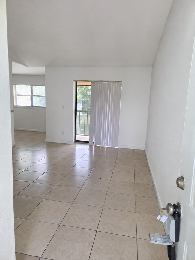 Building Photo - 4088 NW 87th Ave