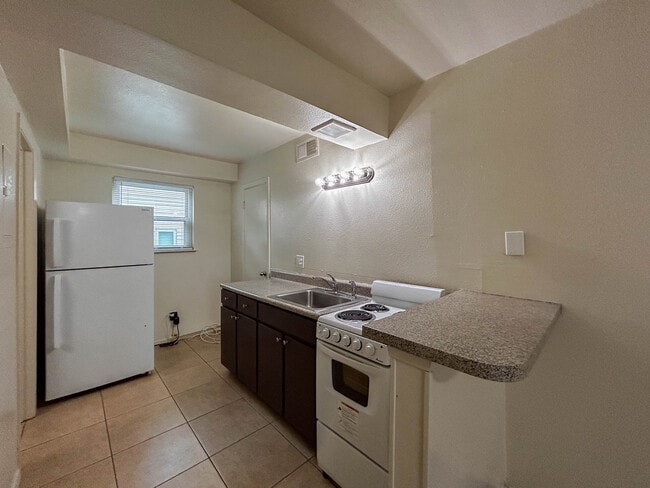 Foto del edificio - Pecan Grove Apartments