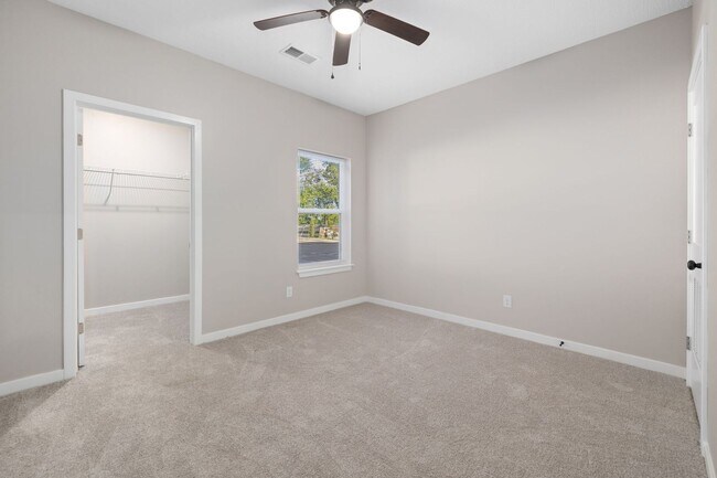 Foto del edificio - The Vibe Crossing