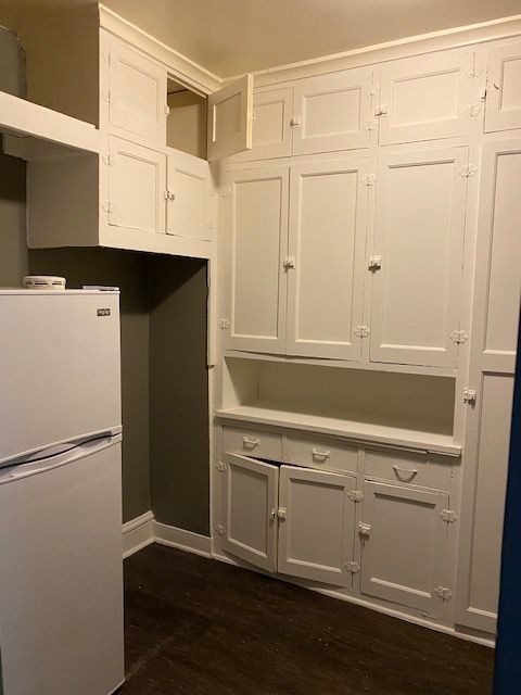 Foto del edificio - 1035 N. 23rd St. Apt. 13 - 1 Bedroom Upper