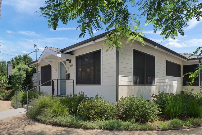 Building Photo - 5000 Riverton Ave