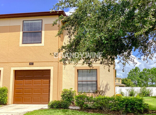 Building Photo - 2627 Oleander Lakes Dr