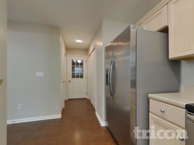 Foto del edificio - 542 Meadow Spring Dr