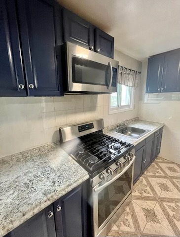 Kitchen - 11 Robley St