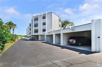 Building Photo - 1289 NE Ocean Blvd