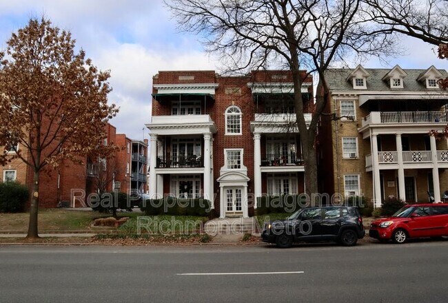 Building Photo - 3006 Monument Ave