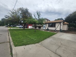 Building Photo - 10924 E Fairview Ave