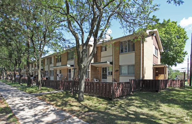 Photo - Lawrence Heights Apartments