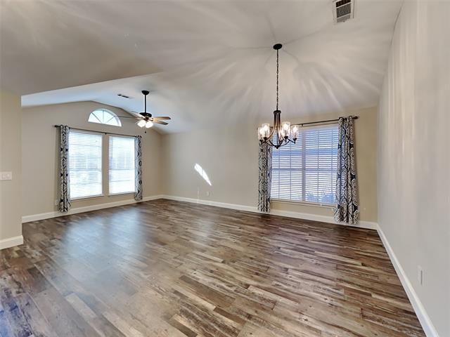 Foto del edificio - 221 Lake Texoma Dr