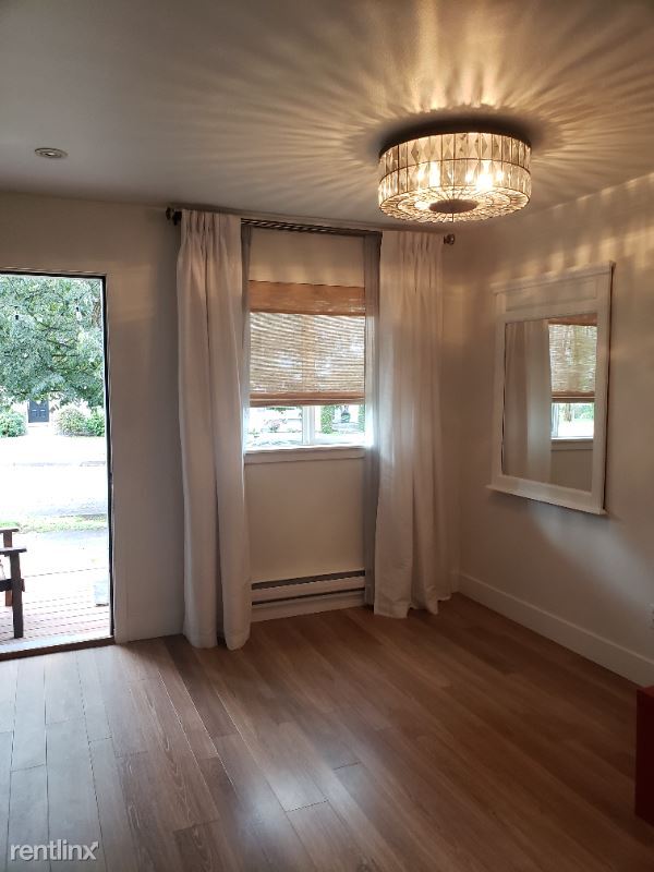 Building Photo - 3 br, 1.5 bath House - 7104 Carmichael Ave SE