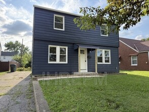Building Photo - 315 S Southampton Ave