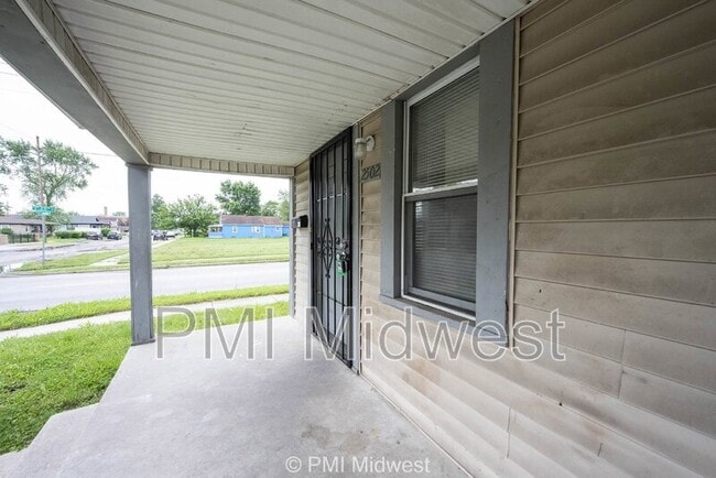 Foto del edificio - 2502 Columbia Ave