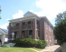 Building Photo - 2406 State St