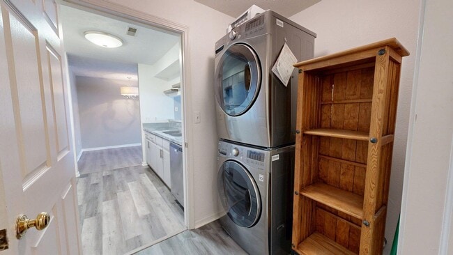 Building Photo - 1265 Millbrook Trail