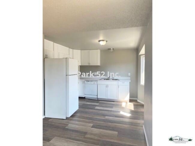 Building Photo - 3301 S Asotin St