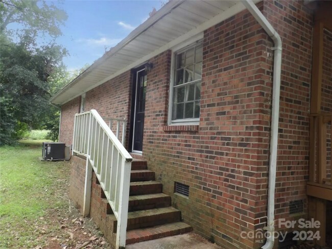 Foto del edificio - 609 N Market St