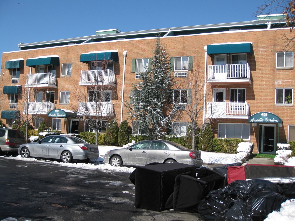 394396 Bard Ave, Staten Island, NY 10310 Apartments in Staten Island