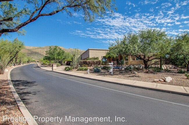 Foto del edificio - 4 br, 4 bath House - 5100 N Sabino Springs
