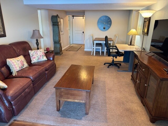 Fotografía del edificio - 9679 W George Ln