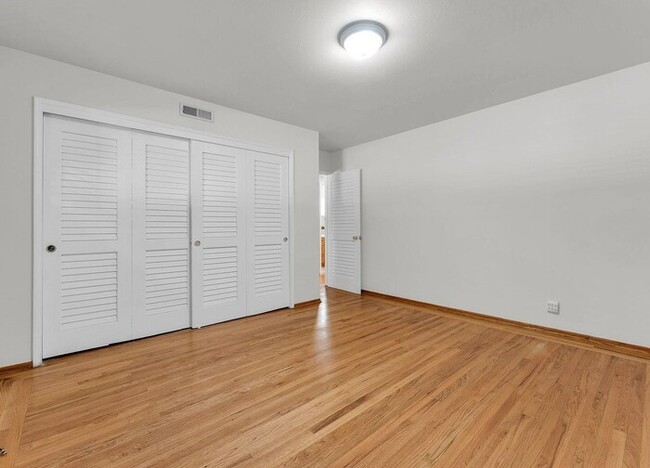 Building Photo - Sun-Filled Single-Story Home with Private Yard in Prime Walnut Creek Location