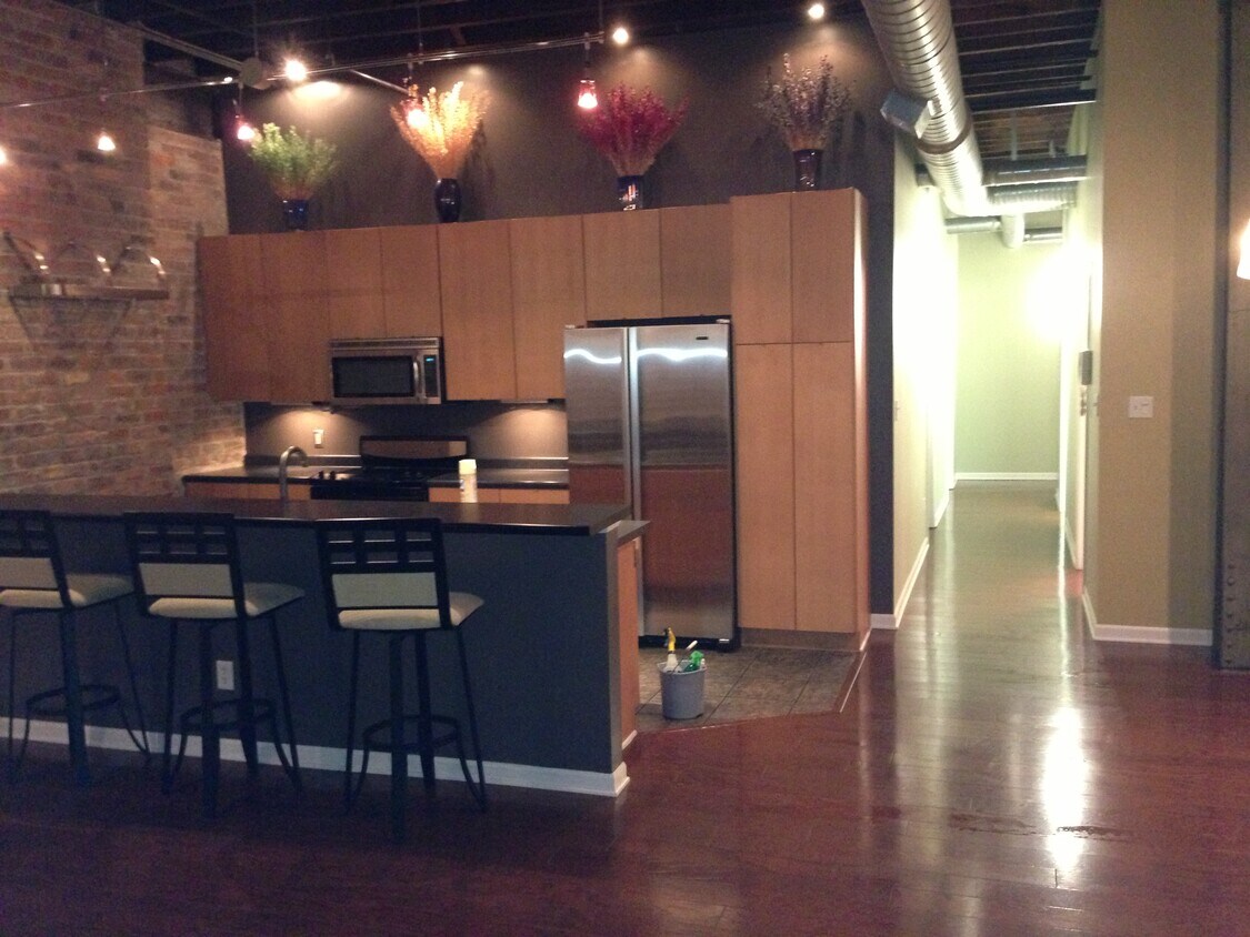 Kitchen Area - 100 S Huron St