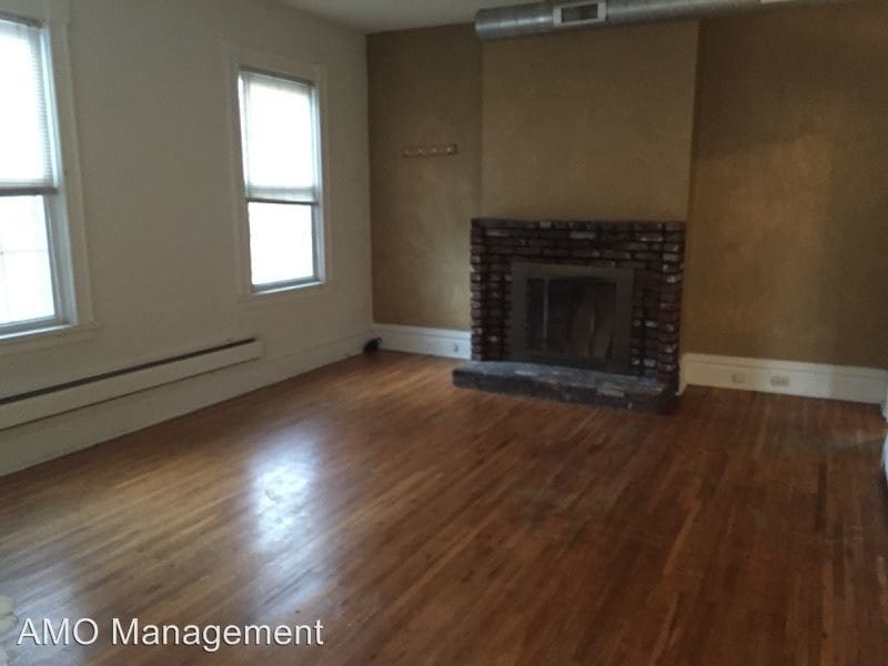 Foto principal - 114 W Swissvale Ave