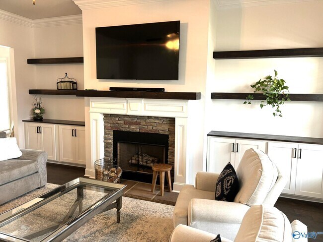 Building Photo - 127 Princewater Dr