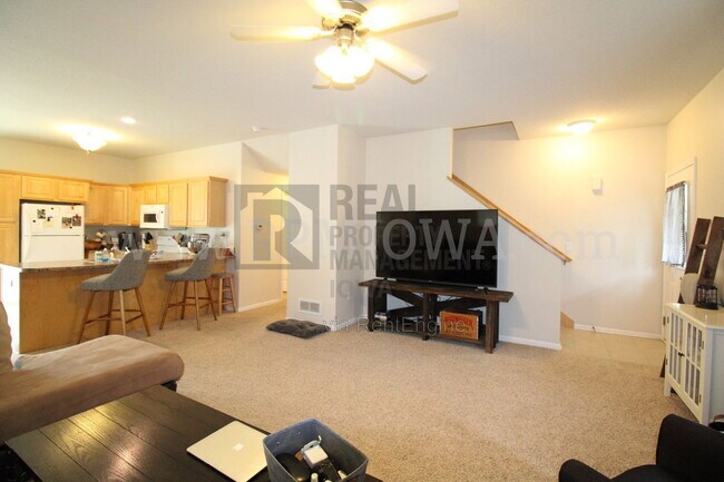 Foto del edificio - 1617 SW White Birch Cir