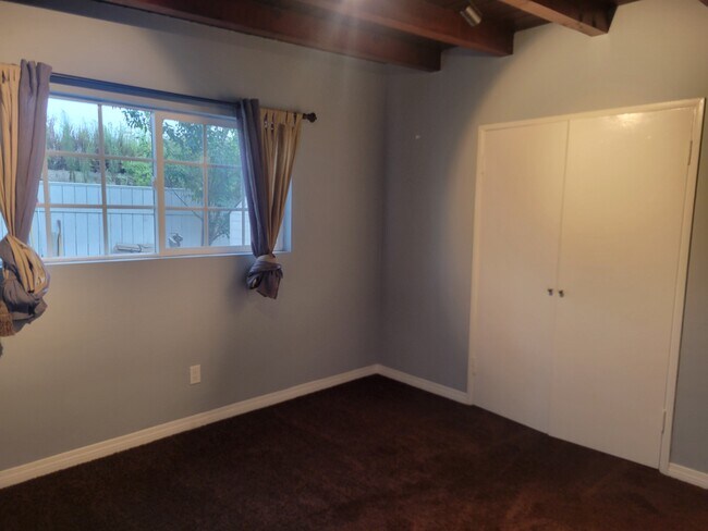 Dormitorio - 151 W 53rd St