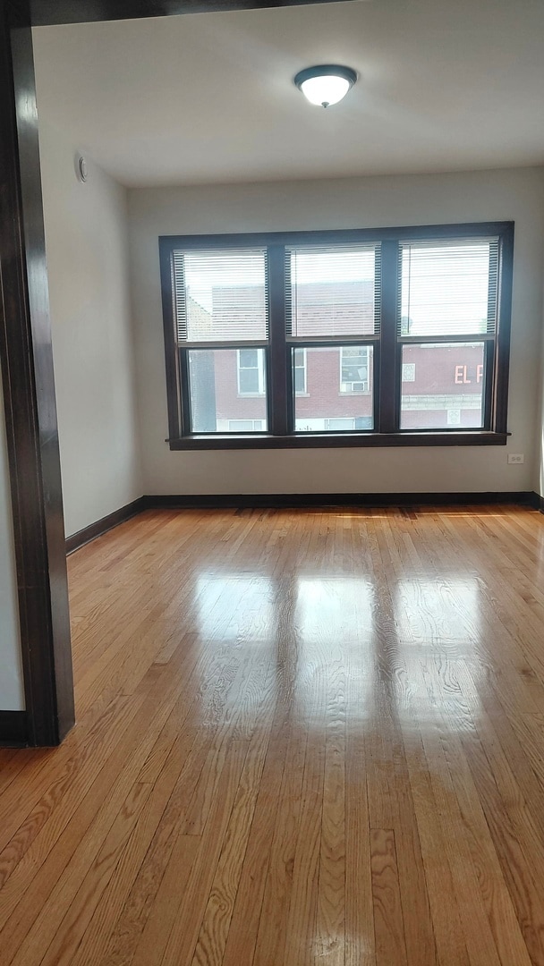 Building Photo - 4810 W Armitage Ave