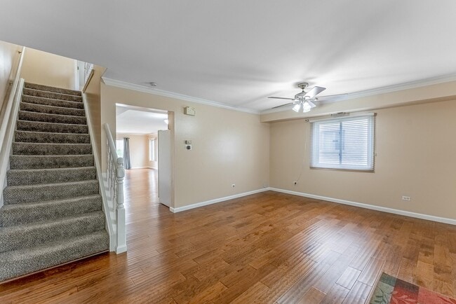 Foto del edificio - 305 Creekside Dr