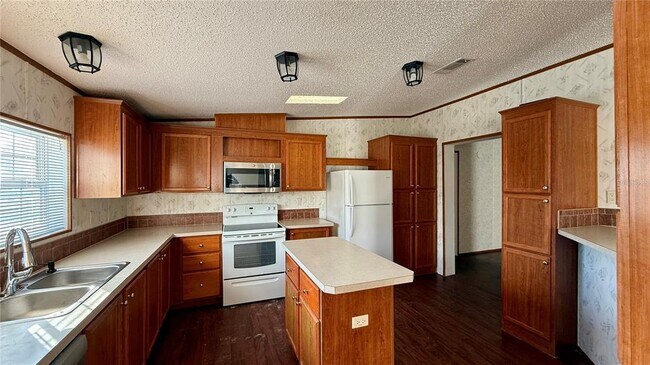 Foto del edificio - 4541 Deer Run Rd