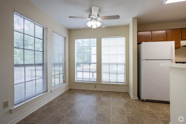 1HAB, 1BA - 698 ft² - Banita Creek Apartments