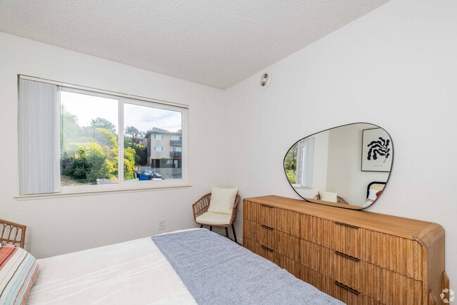 Foto del edificio - Westridge at Hilltop Apartments