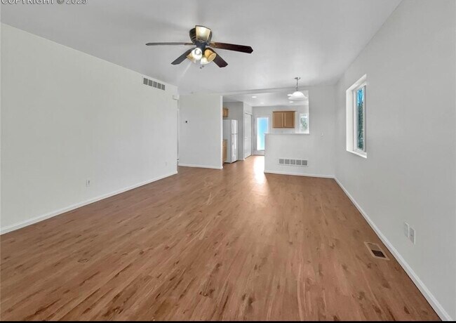 Foto del edificio - 2163 Shady Aspen Dr