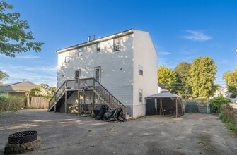 Building Photo - 78 W 3rd St